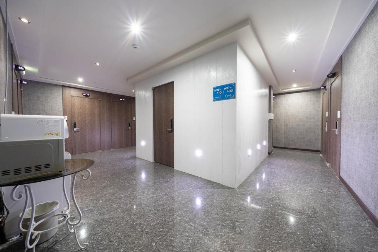 Galleria Hotel Suwon Bagian luar foto