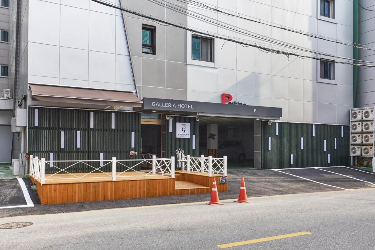 Galleria Hotel Suwon Bagian luar foto